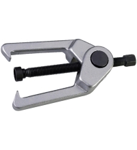 Two-jaw outer tie rod remover