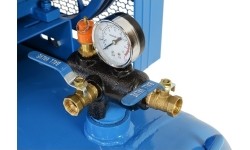 Belt-driven air compressor 300L 1153L/min 12.5bar