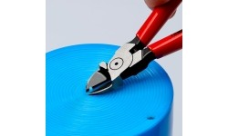 Šoninio kirpimo replės plastikams 140mm KNIPEX