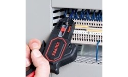Self adjusting insulation stripper 180mm (0.2-6mm²) KNIPEX