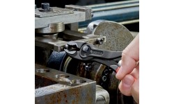 TwinGrip slip joint pliers with locking 200mm