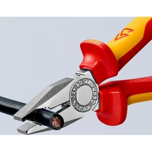 Combination pliers insulated 180mm (1000V) KNIPEX