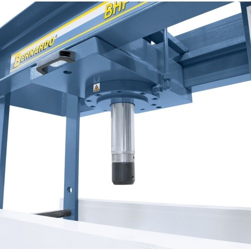 Mechaninis hidraulinis presas Bernardo BHP 150
