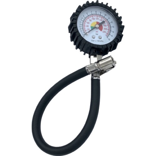Tire inflating gun with manometer