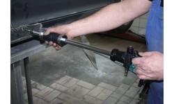 Pneumatic dent puller with suction cups