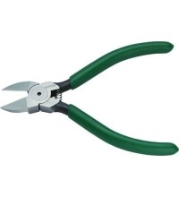 Plastic cutting pliers