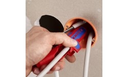 Universal stripping tool KNIPEX ErgoStrip