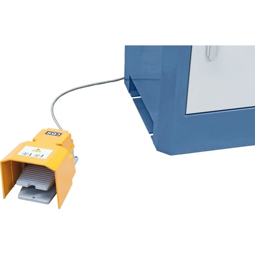 BF 28 BDC with power feed and 3-axis digital readout ES-12 V