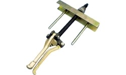 Multi-functional dragging device of water pump stators