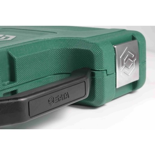 1/4" + 1/2" Dr. Socket set 88pcs