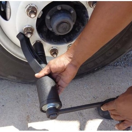 Labor saving wrench 1:64