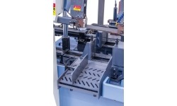 Fully automatic bandsaw BSM 330 NC Pro