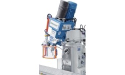 UWF 90 incl. 3-axis digital readout ES-12 H and pneumatic tool clamping