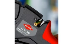 Self adjusting insulation stripper (0.03–10.0 mm²) 200mm KNIPEX