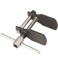 Disc break piston spreader