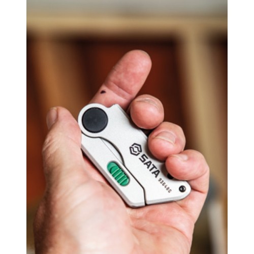 Trapecinis peilis su keičiama geležte užsilenkiantis kompaktiškas 19mm