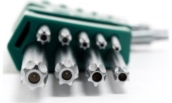 L-tipo šešiakampių TORX raktų rinkinys 9vnt. (T10-T50) su kiauryme