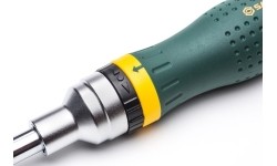 Screwdriver with interchangeable bits (19pcs)