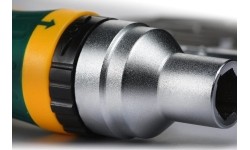 Screwdriver with interchangeable bits (19pcs)