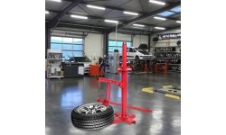 Rankinės ratų montavimo staklės