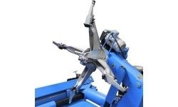 Ratų montavimo staklės sunkvežimiams