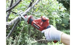 Akumuliatorinis tiesinis pjūklas WORCRAFT 12V LI-ION