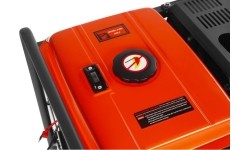 Dyzelinis elektros generatorius, 6,5/7 kW, 230/400 V, su elektriniu paleidimu