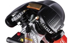 Oil - lubricated air compressor, 100 l, 3 kW